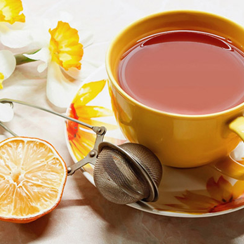 چاي را با ليمو ترش مصرف كنيد